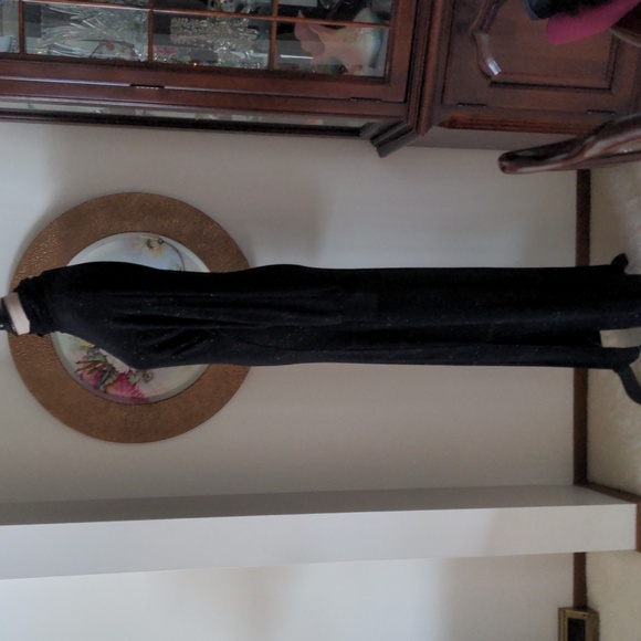 Newport News Dress - Picture 3 of 11